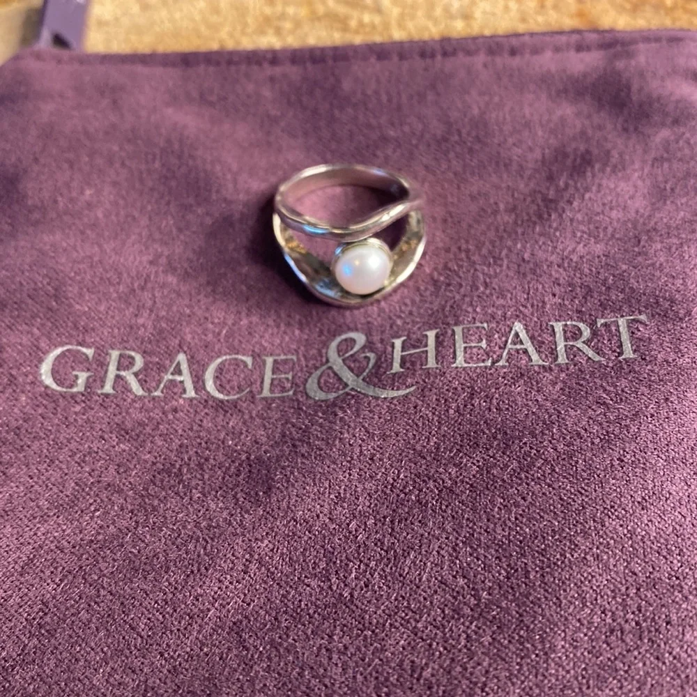 Grace & Heart G&H .925 Sterling Silver Pearl Ring SIZE 5 Artisan Jewelry Fashion